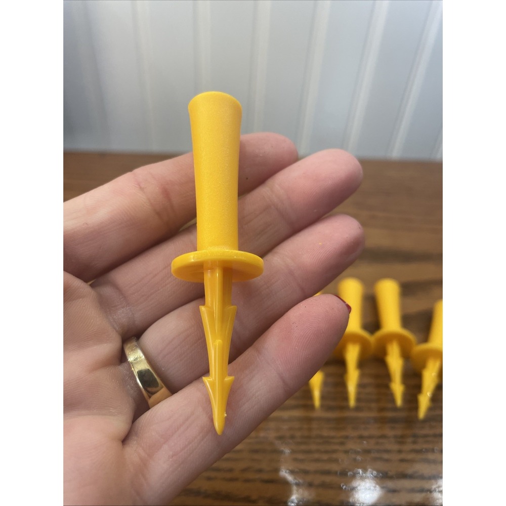 Tupperware Corn on the Cob Holders Rare Hard to Find Set of 8 - Picture 2 of 3